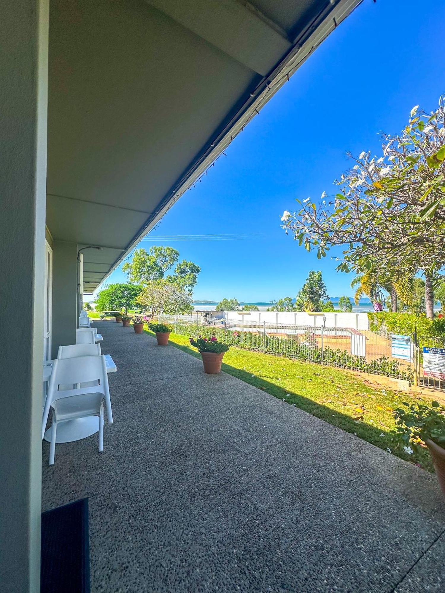 Ocean View Motel Bowen Exterior foto