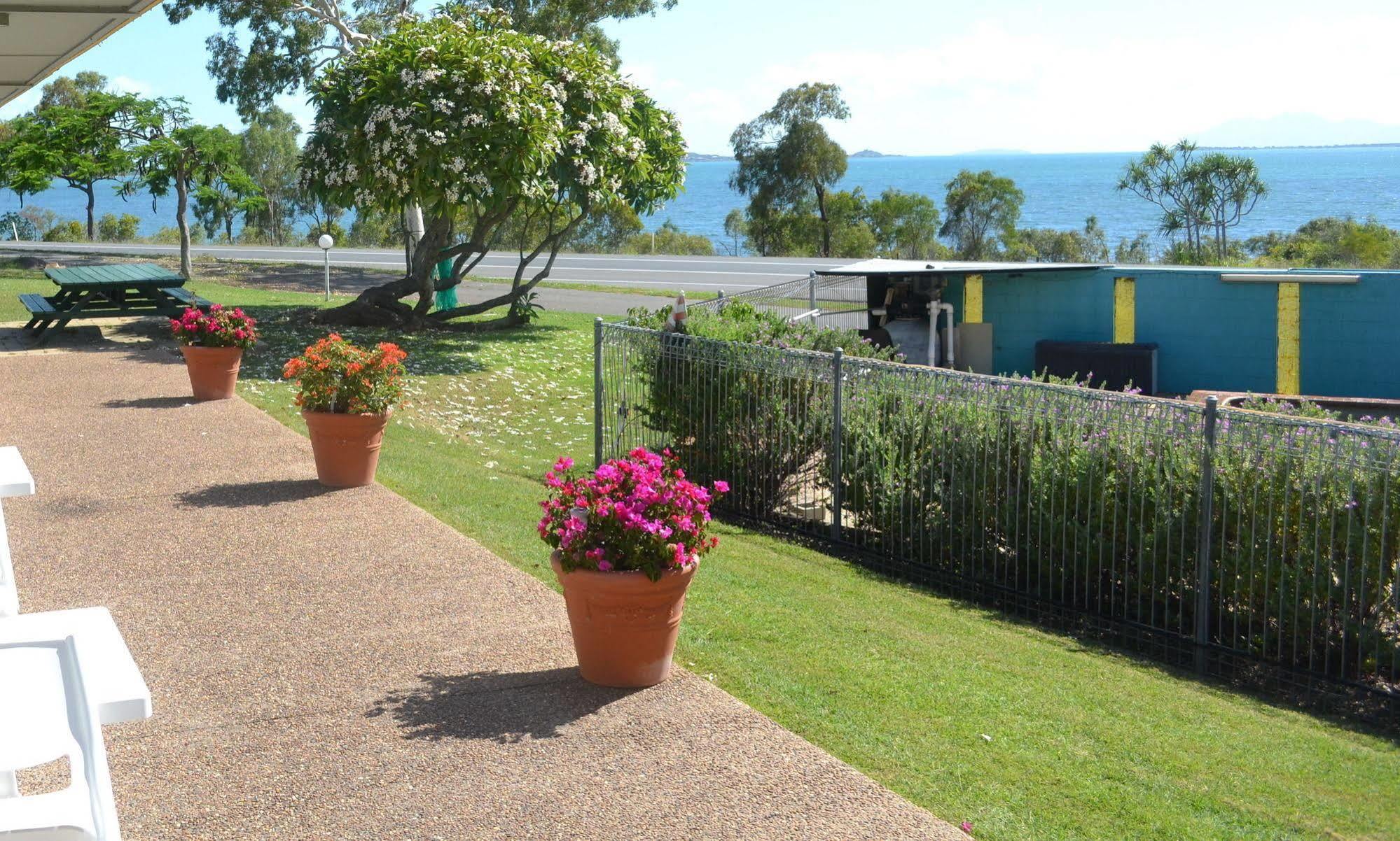Ocean View Motel Bowen Exterior foto