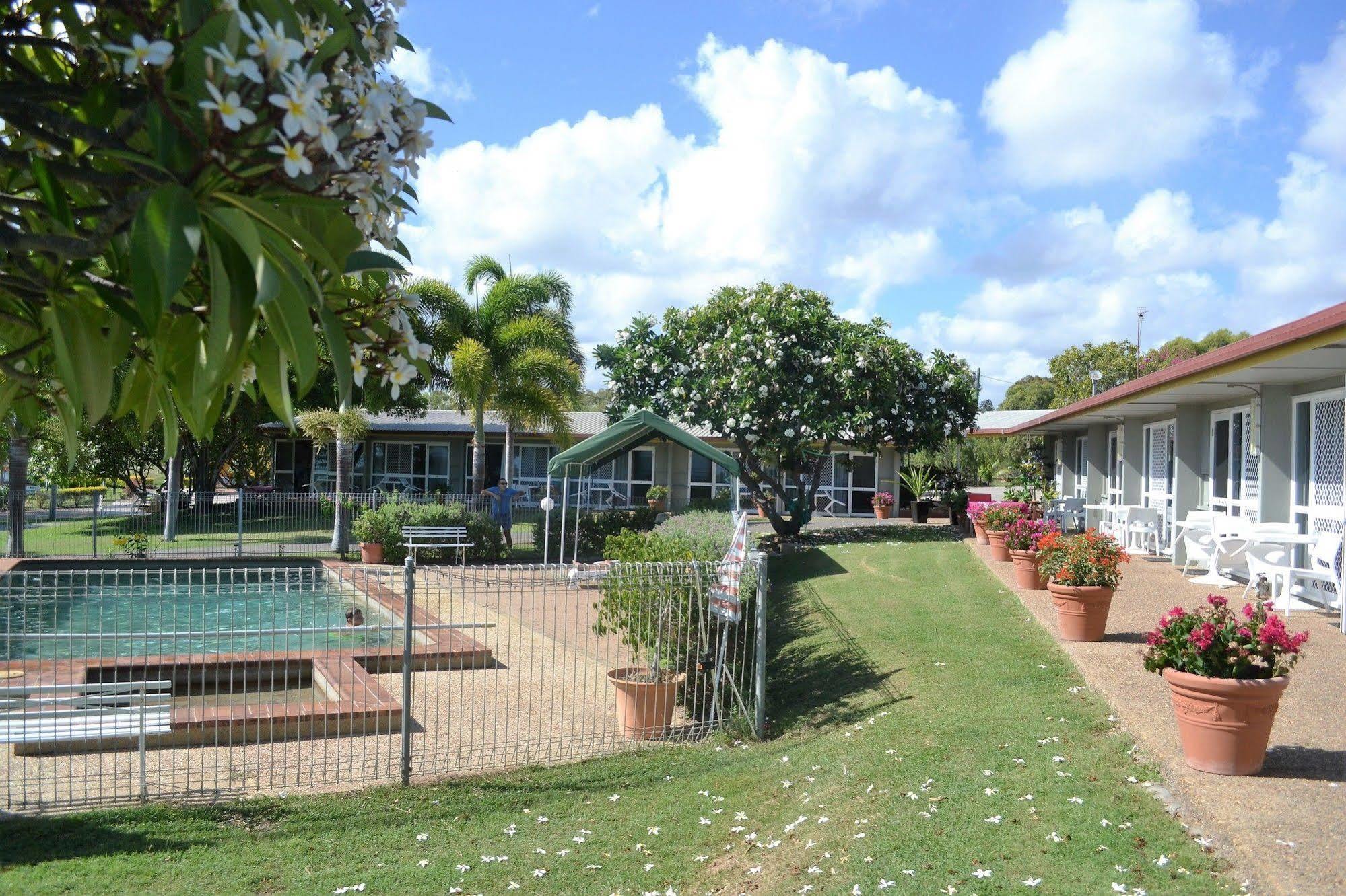 Ocean View Motel Bowen Exterior foto