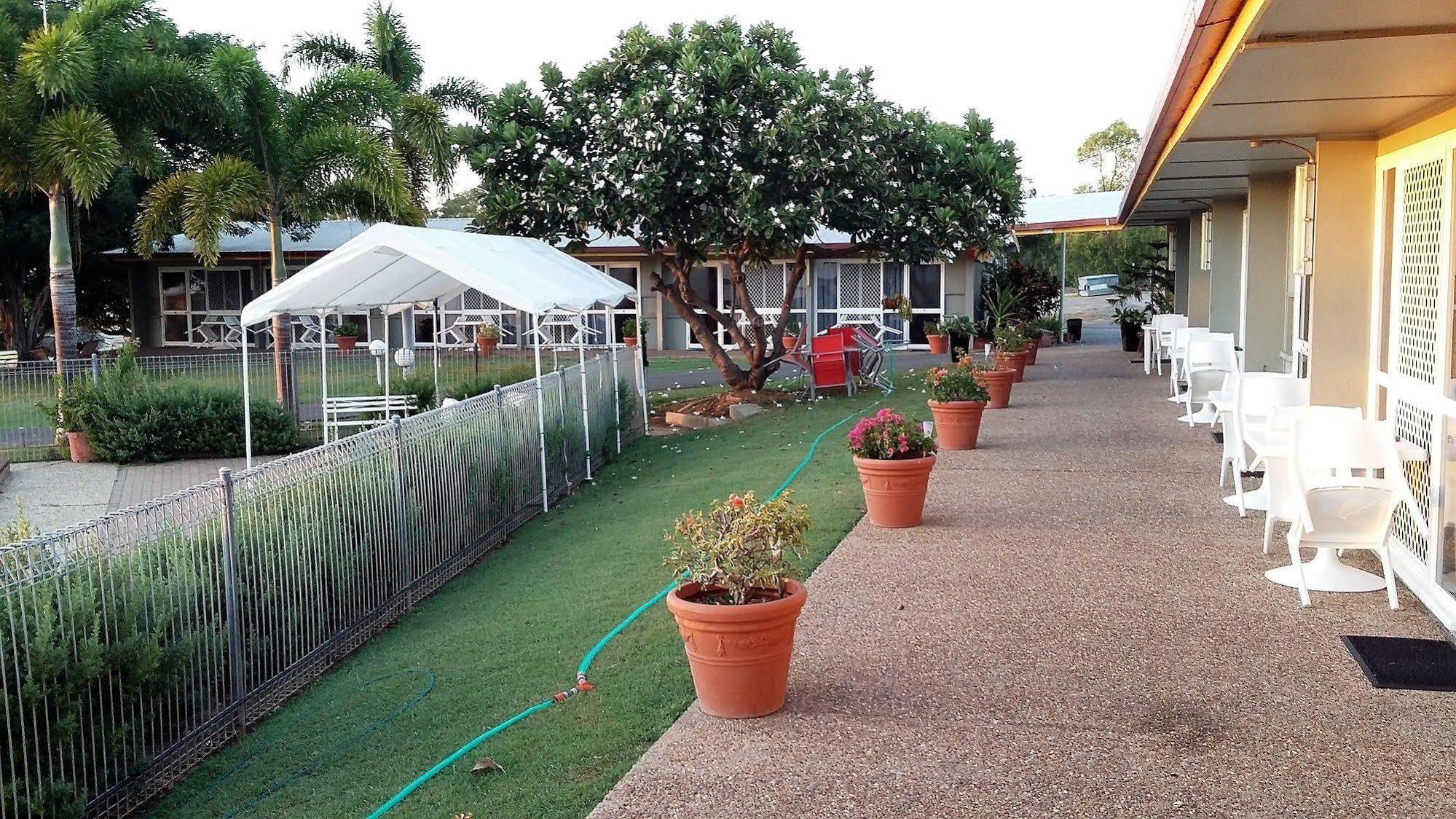 Ocean View Motel Bowen Exterior foto